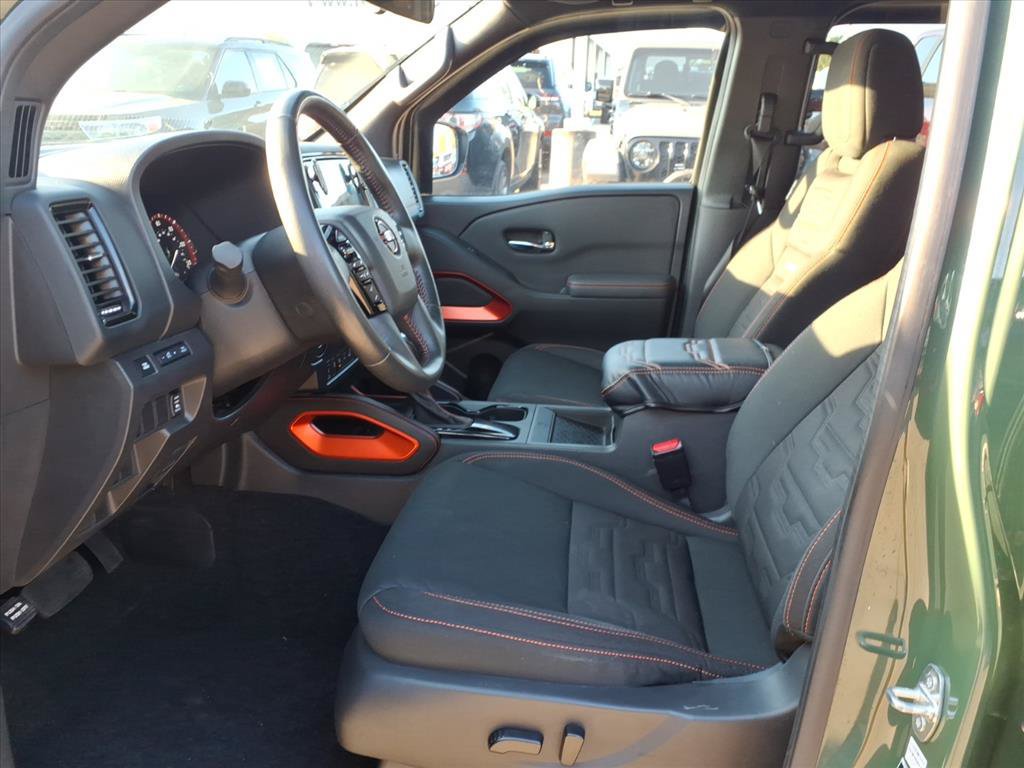 Used 2024 Nissan Frontier Pro-X w/ Pro Convenience Package RWD image 18