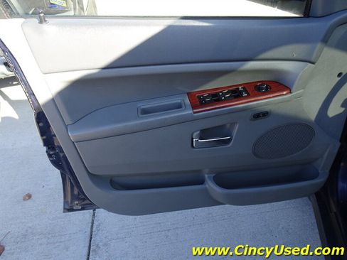 Used 2006 Jeep Grand Cherokee Limited AWD/4WD image 29