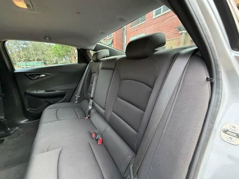 Used 2020 Chevrolet Malibu LT FWD image 31