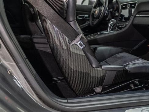 Used 2018 Porsche 911 GT3 RWD image 44