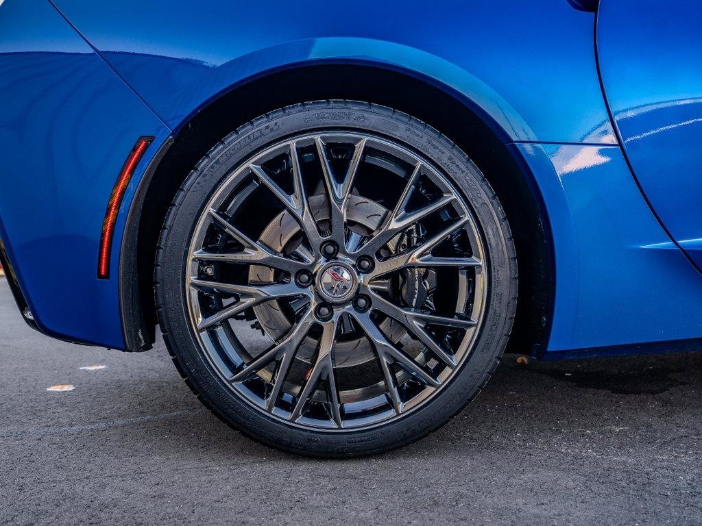 Used 2014 Chevrolet Corvette Stingray Coupe w/ 3LT Preferred Equipment Group RWD image 10