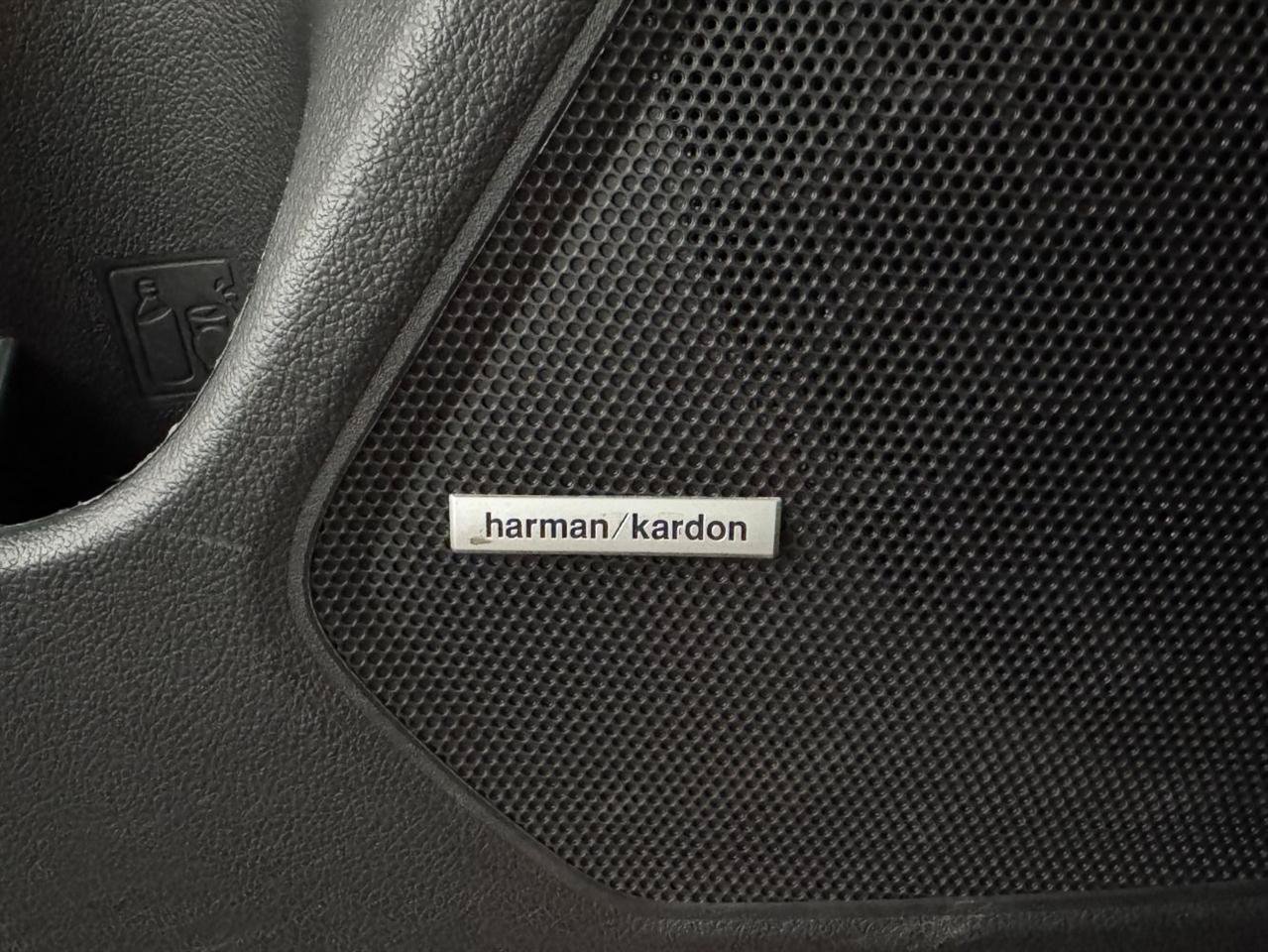 Used 2018 Subaru Outback 2.5i Limited AWD/4WD image 26