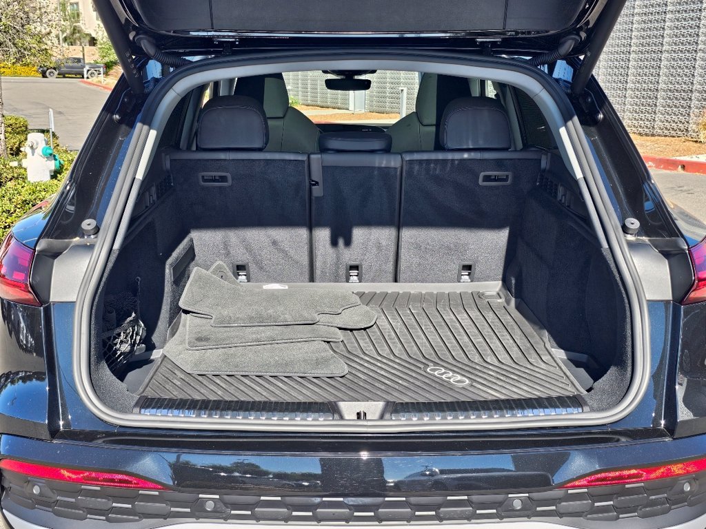 Certified 2025 Audi Q5 Premium w/ Premium Plus AWD/4WD image 7