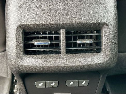 Used 2019 Chevrolet Equinox Premier FWD image 27
