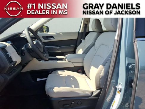 New 2026 Nissan Pathfinder SL w/ Cargo Package FWD image 23