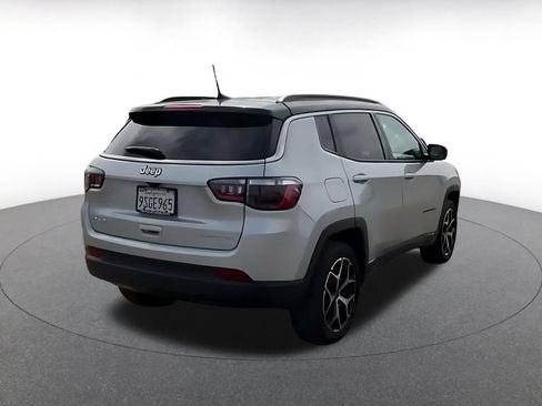 Used 2025 Jeep Compass Limited AWD/4WD image 14