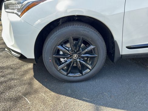 New 2026 Acura RDX SH-AWD image 9