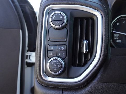 Used 2019 GMC Sierra 1500 SLT image 22