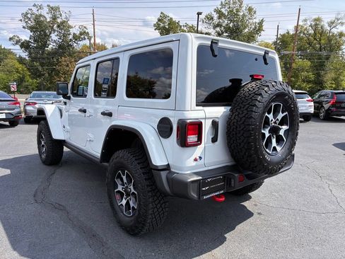 Used 2022 Jeep Wrangler Unlimited Rubicon AWD/4WD image 5