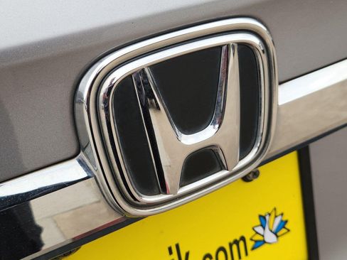 Used 2018 Honda Odyssey LX image 28