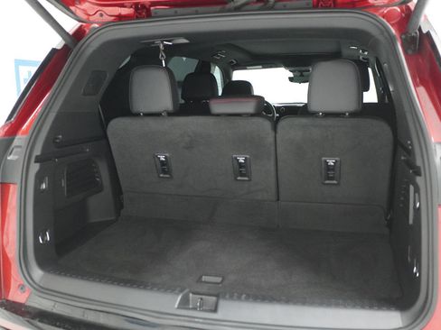 Used 2024 Chevrolet Traverse RS w/ LPO, Floor Liner Package FWD image 8