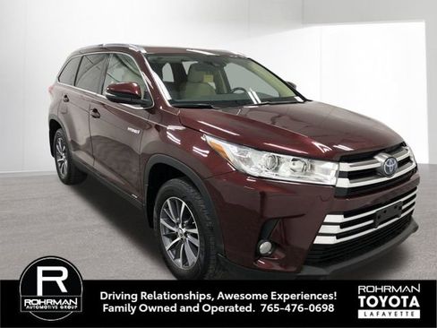 Used 2019 Toyota Highlander XLE image 9