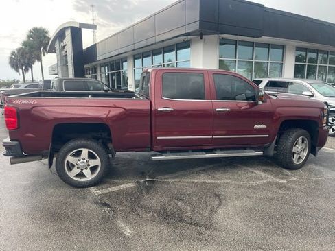 Used 2017 Chevrolet Silverado 2500 High Country w/ Duramax Plus Package AWD/4WD image 7