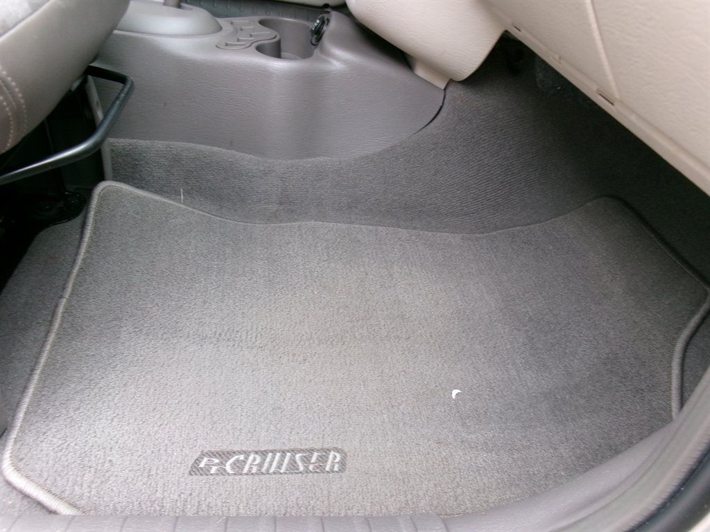 Used 2001 Chrysler PT Cruiser FWD image 20