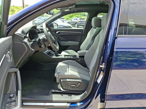 New 2025 Audi Q3 2.0T Premium image 12