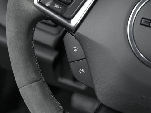 Used 2022 Chevrolet Camaro SS RWD image 25