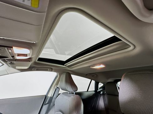 Used 2024 Subaru Crosstrek 2.0i Premium image 24