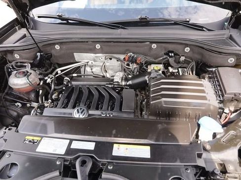 Certified 2023 Volkswagen Atlas Cross Sport SEL Premium R-Line image 31