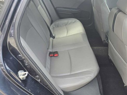 Used 2017 Honda Civic Touring image 30