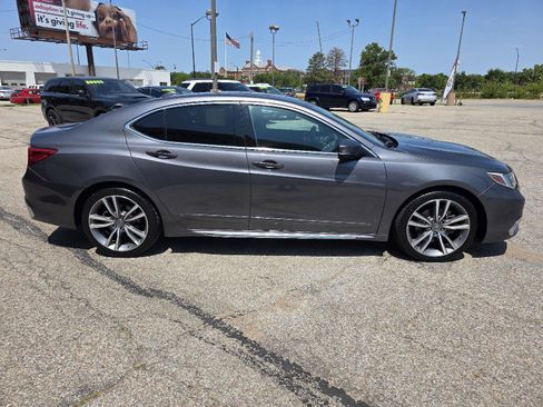 Used 2020 Acura TLX w/ Technology Package FWD image 5