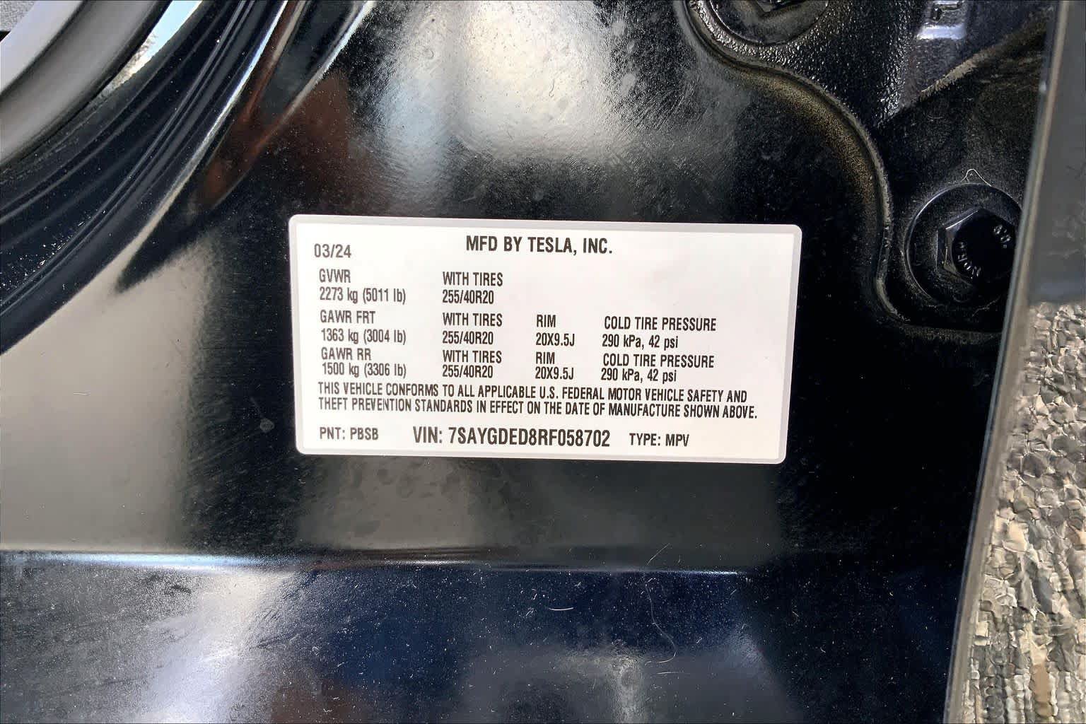 Used 2024 Tesla Model Y 2WD image 31