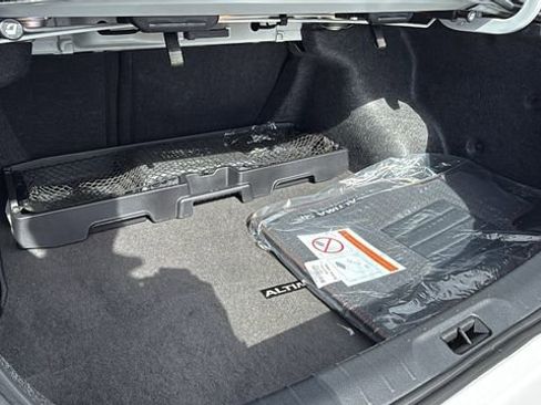 New 2025 Nissan Altima 2.5 SR image 12