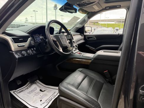 Used 2016 GMC Yukon Denali w/ Open Road Package AWD/4WD image 33