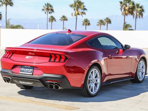 Used 2024 Ford Mustang GT Premium RWD image 7