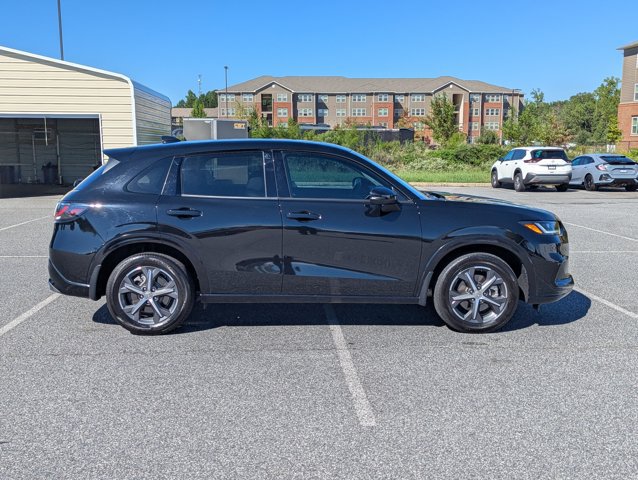 Used 2025 Honda HR-V EX-L image 4