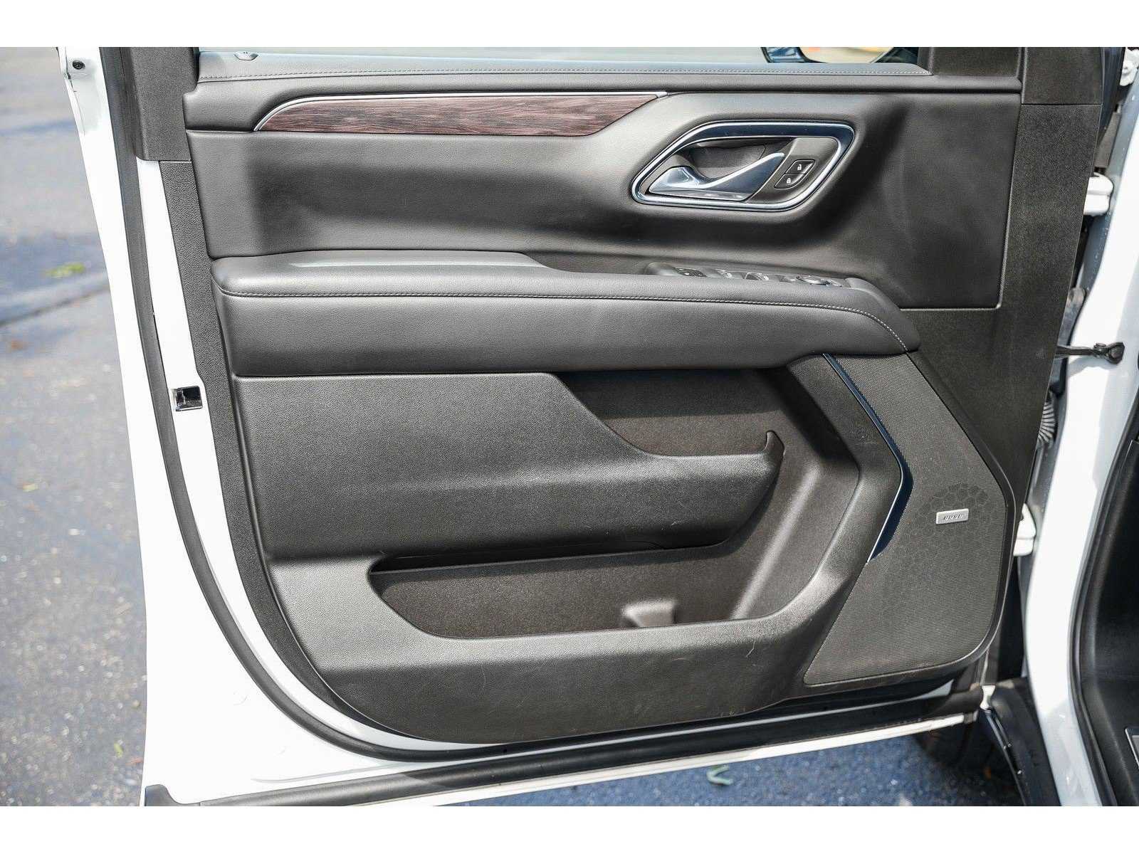 Used 2023 Chevrolet Suburban Z71 AWD/4WD image 18
