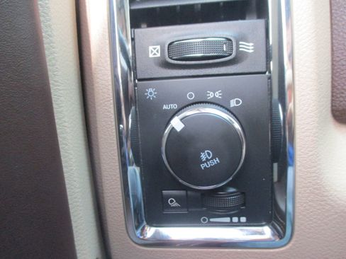 Used 2018 RAM 2500 Longhorn w/ Convenience Group image 18