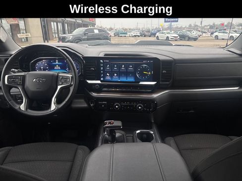 Used 2024 Chevrolet Silverado 1500 LT Trail Boss w/ Protection Package image 18