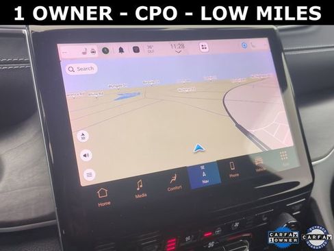 Used 2023 Jeep Grand Cherokee L Limited w/ Luxury Tech Group II image 3