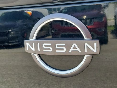 Used 2022 Nissan Frontier SV RWD image 8