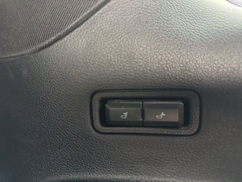 Used 2021 Lincoln Navigator Reserve AWD/4WD image 36