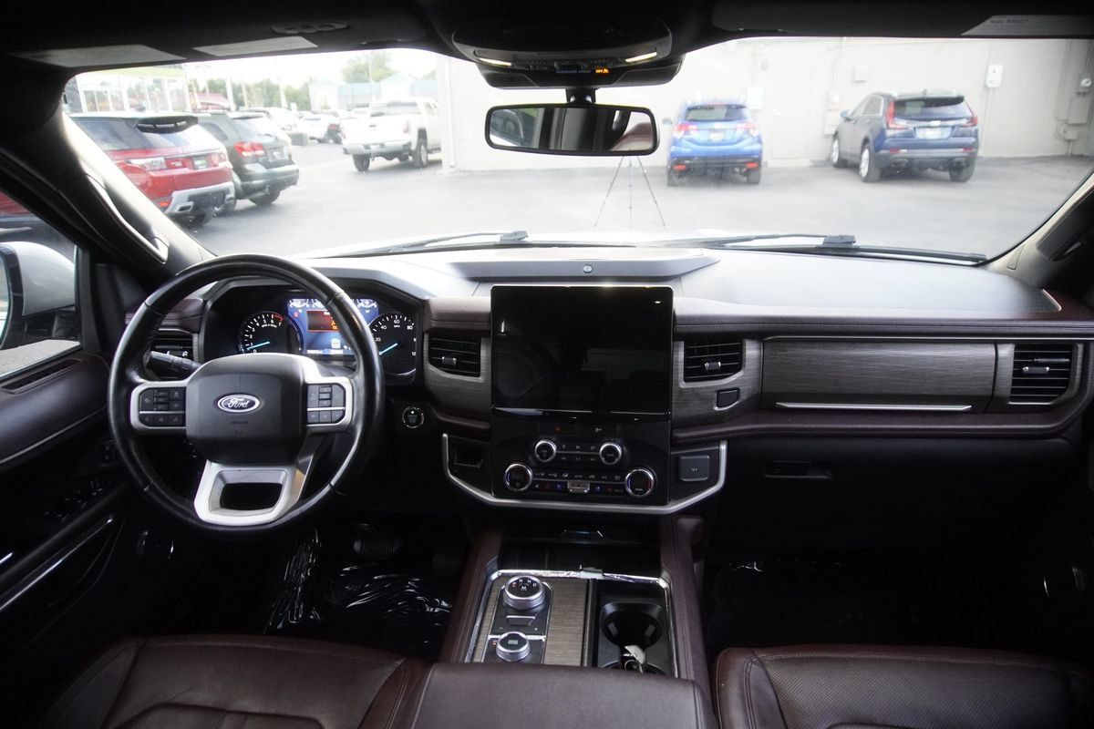 Used 2022 Ford Expedition Max Limited AWD/4WD image 14