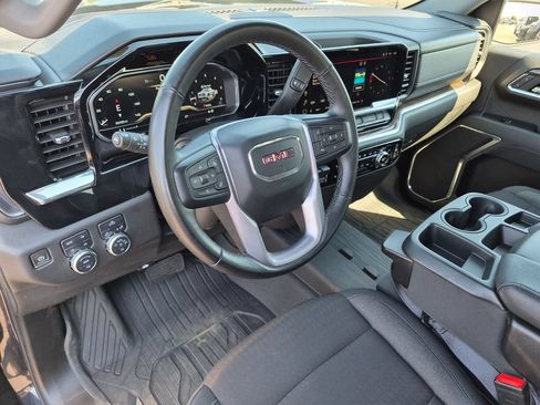 Used 2024 GMC Sierra 1500 Elevation w/ LPO, Elevation Black Package AWD/4WD image 9