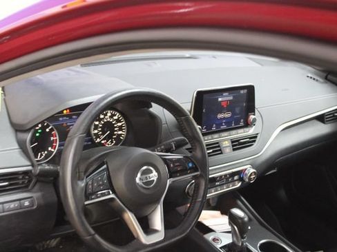 Used 2019 Nissan Altima 2.5 SV AWD/4WD image 12
