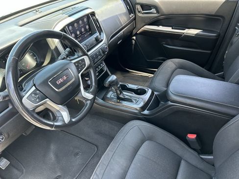 Used 2020 GMC Canyon SLE w/ Driver Alert Package RWD image 10
