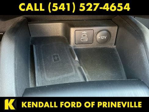 Used 2025 Ford Escape Platinum AWD/4WD image 27