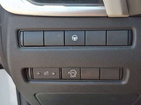 Certified 2023 Nissan Rogue SV AWD/4WD image 26