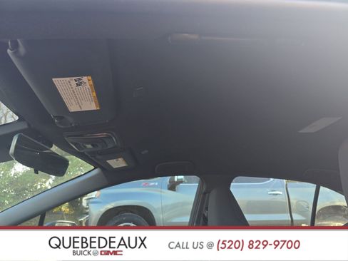 Used 2023 Toyota Corolla SE image 19