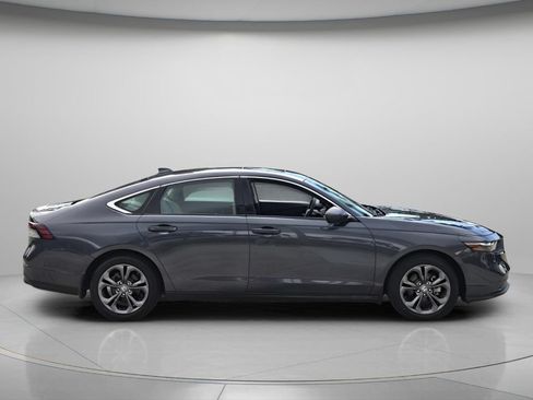 Certified 2023 Honda Accord EX image 3