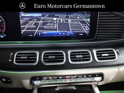 Used 2025 Mercedes-Benz GLS 450 4MATIC w/ AMG Line Exterior image 20