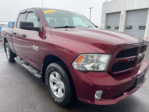 Used 2017 RAM 1500 Express image 1