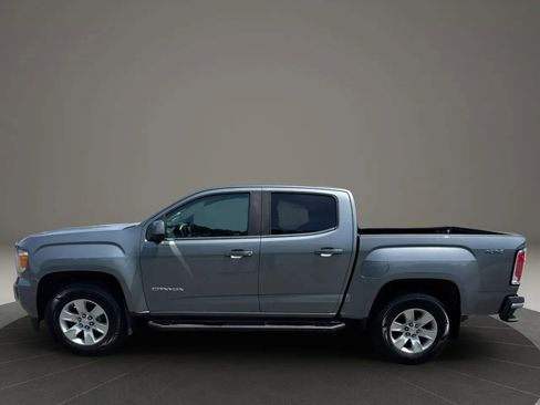 Used 2018 GMC Canyon SLE w/ SLE Convenience Package AWD/4WD image 3