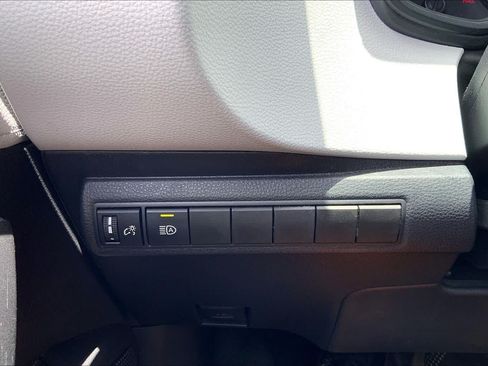 Used 2020 Toyota Corolla SE FWD image 33