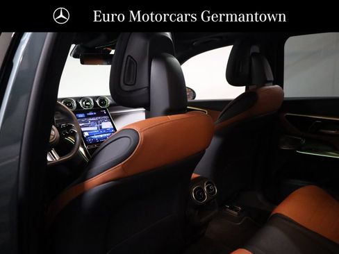 Used 2026 Mercedes-Benz GLC 300 4MATIC image 37