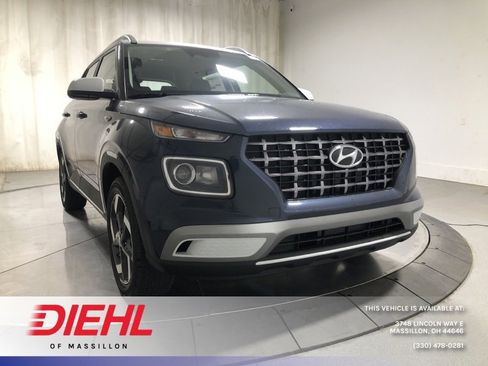 New 2026 Hyundai Venue SEL image 1