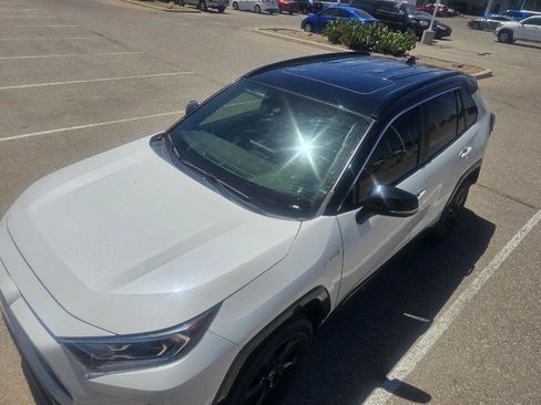 Used 2020 Toyota RAV4 XSE w/ XSE Grade Weather Package image 17